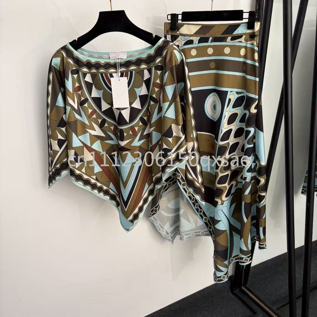 Streetwear Brands Logo - Luxury Design Women's Black Cloak Dress