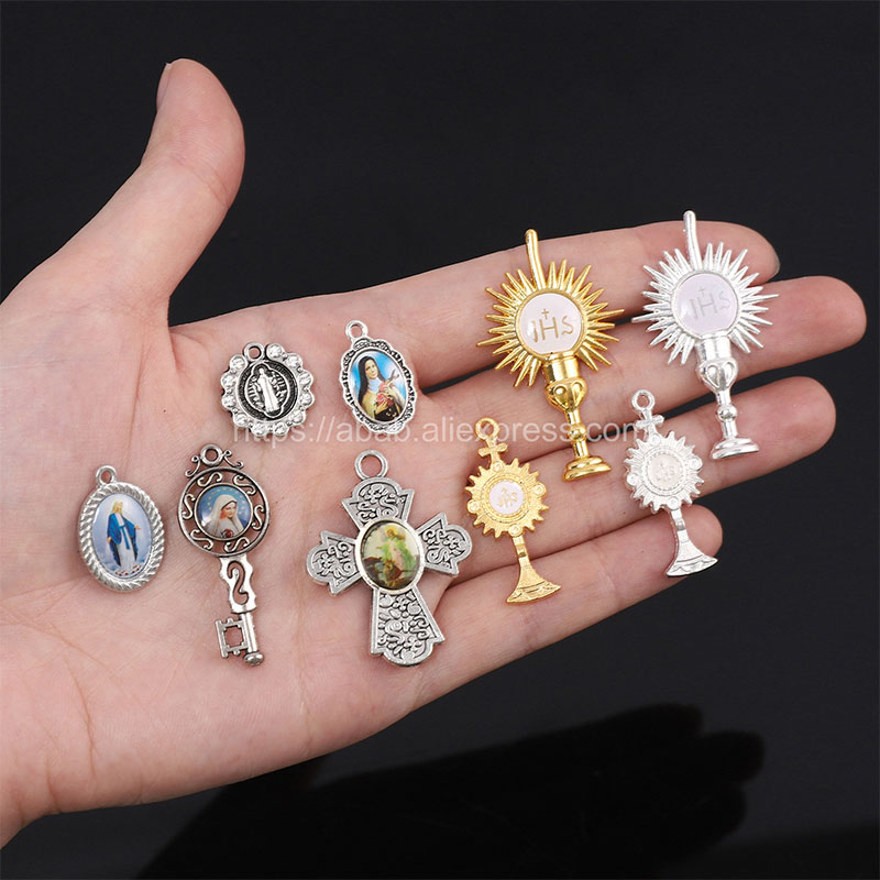 10 Pieces / Religious Gilded J - Streetwear Brand Accessories 评论和价格