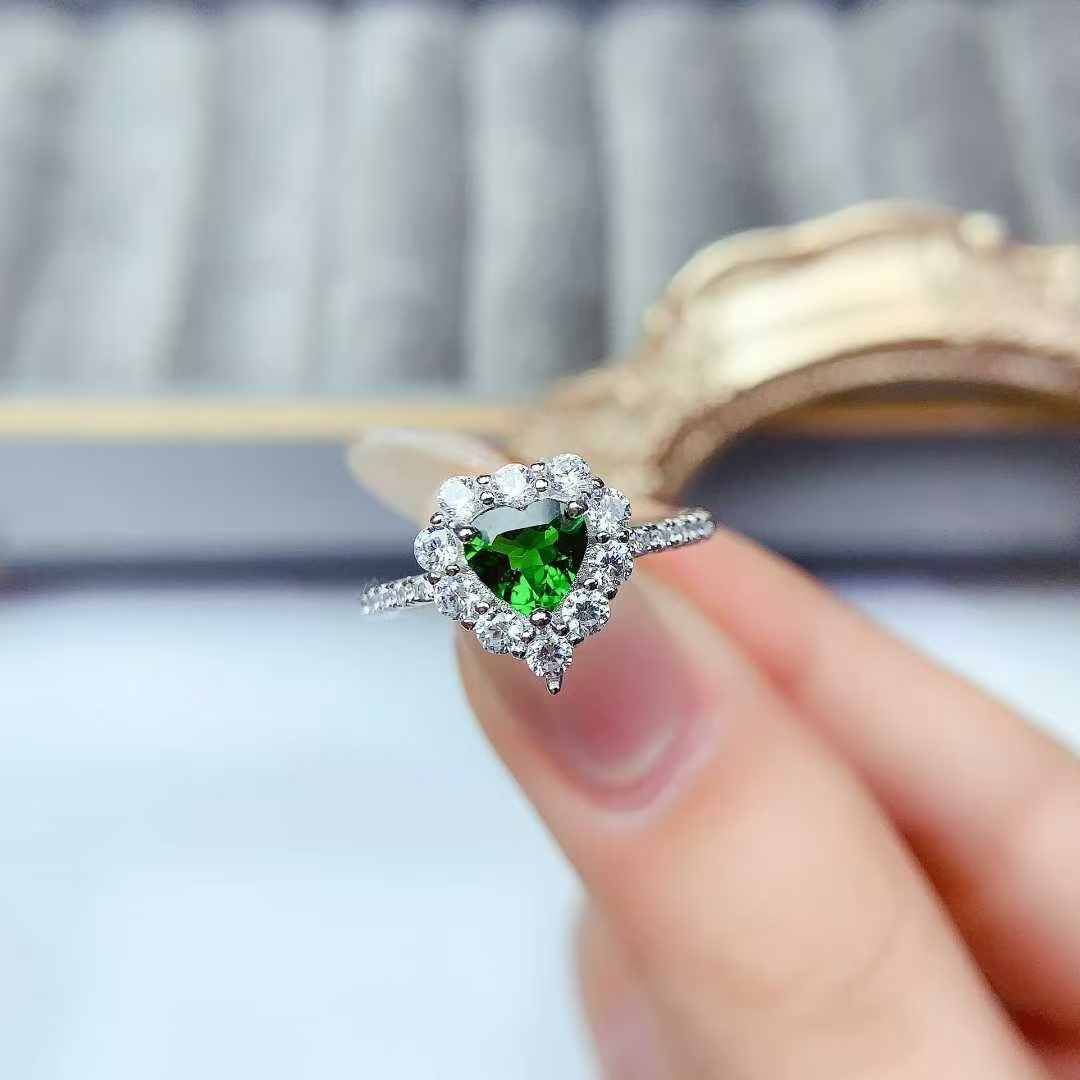 Pure 925 Silver Gemstone Ring  - Chrome Hearts Ring 评论和价格