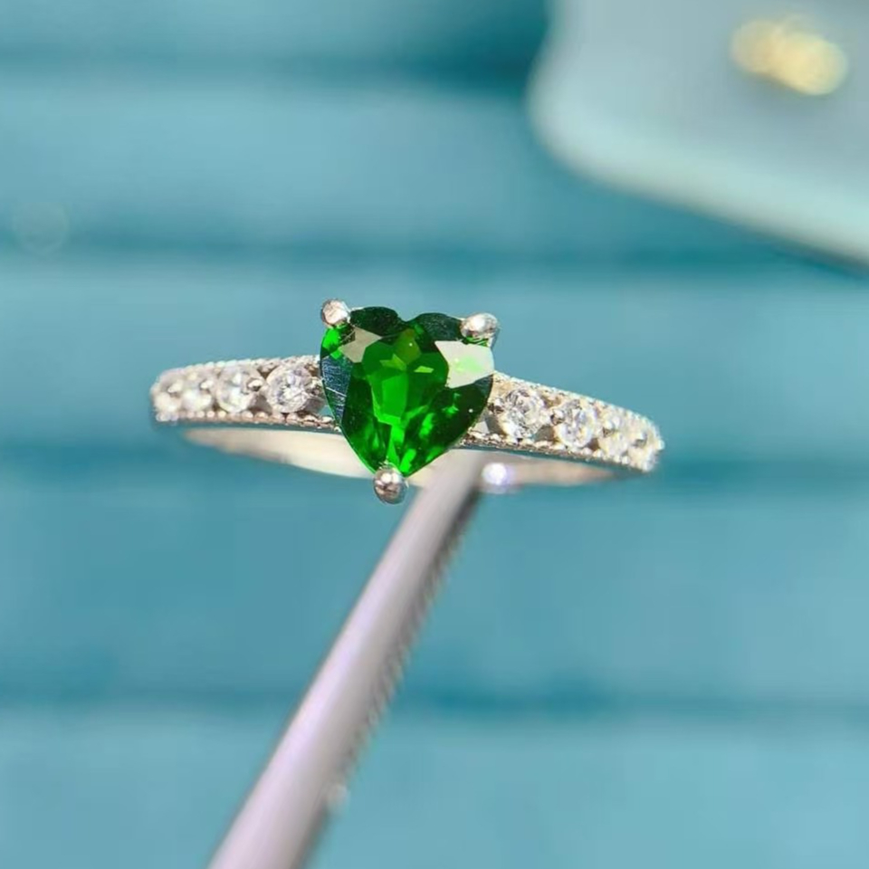 Pure 925 Silver Gemstone Ring  - Chrome Hearts Ring 评论和价格